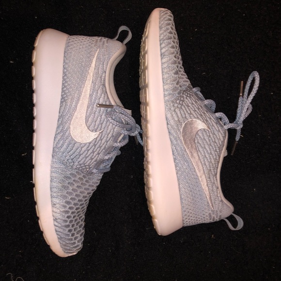 Nike Knit Roshe - Picture 4 of 5
